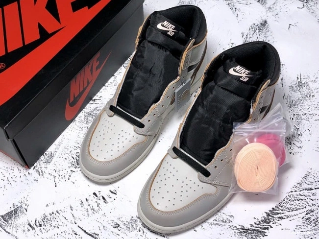 Cheap Husky Jordan CD6578-006 Nike 1 Air OG SB x High Light Bone 0721